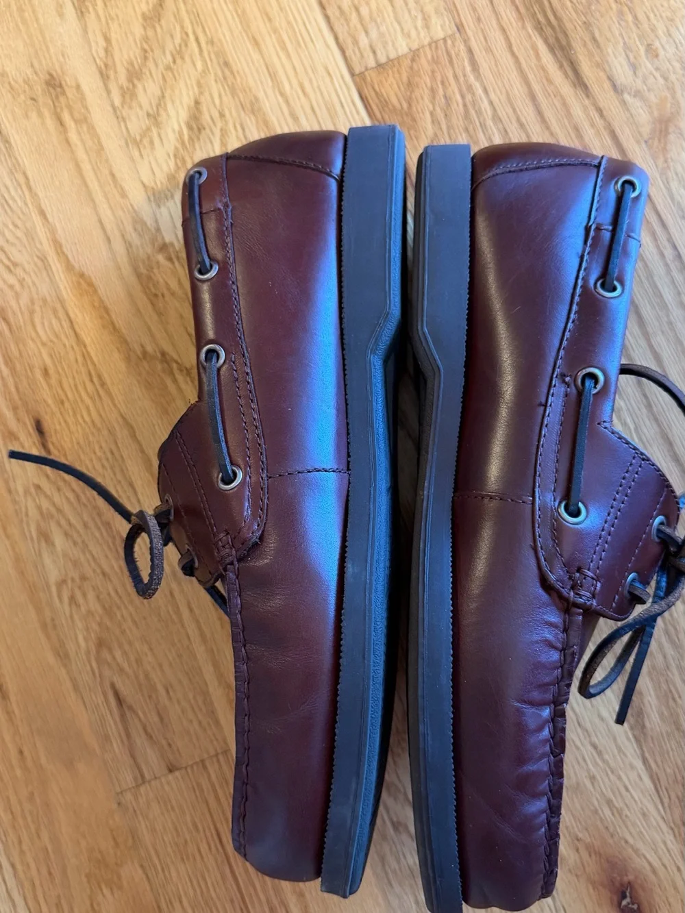 G.H. Bass & Co. Men’s Burgundy Leather Boat Shoes